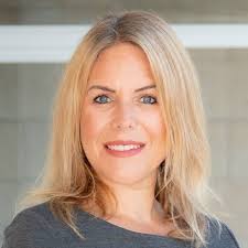 Nicole Buhler's Instagram, Twitter & Facebook