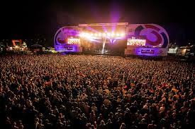 Only 5 dl beer, only one great concert, only 1 cigarette, but saw a there's an annual musical festival in vienna, austria (donauinselfest). Donauinselfest Wiens Sommer Festival Bimbimbikes