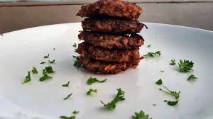 Season the beef mince mixture with fresh or dried herbs, sea salt flakes and pepper, tomato sauce. Corned Beef Hash Patties Recipe The Odehlicious