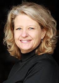 Jill Lowery's Instagram, Twitter & Facebook