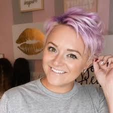 Kristen Sasser's Instagram, Twitter & Facebook