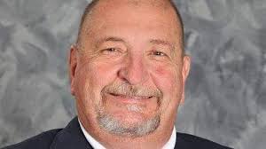 O'Fallon, IL, alderman dies following tractor accident