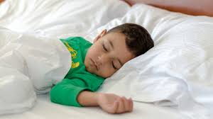 9 Manfaat Sehat Tidur Siang untuk Anak ...