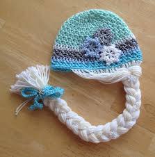 It knits up quickly and can be adjusted to fit. Ravelry Elsa Frozen Inspired Crochet Hat Pattern Pattern By Megan Gisi