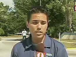 38 Seconds With Gustavo Almadovar It S Like A Demon Takes Over His Body When It S Time To Sign Off From A Report Funny Vines Videos Vine Compilation