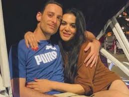 Trishala dutt opened up about going for therapy and quitting her job post his demise. Sanjay Dutt S Elder Daughter Trishala Dutt Pens A Heartbreaking Emotional Message On The Untimely Demise Of Her Boyfriend