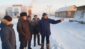 Председатель национального организационного комитета республики саха (якутия) по подготовке и проведению десятилетия олонхо. Aleksandr Zhirkov Posetil Dyupsyunskij Nasleg Ust Aldanskogo Ulusa Sahatajms Yakutsk Yakutiya Saha