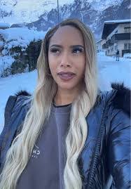 Shaina Swan's Instagram, Twitter & Facebook