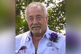 Resorters golf: Stedronsky, Peterson pull off upsets in Men's Regular  Division