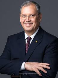 Born 27 september 1952) is a romanian cosmonaut. Dumitru Prunariu Primul È™i Singurul Roman Care A Ajuns In Cosmos Politia De Frontiera