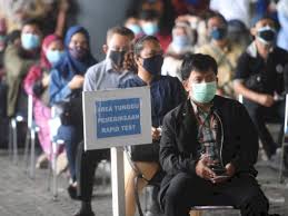 Pt Kai Klaim Telah Atasi Antrian Rapid Antigen Yang Menumpuk Di Stasiun Senen Gambir Indozone Id