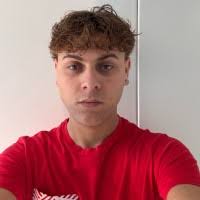 200+ profils pour “Cappello”