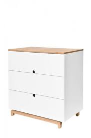 Kommode elceva aus kiefer massivholz in weiß bornholm kommode, material massivholz, kiefer weiss kommode wäschekommede 5x schubladen weiß lackiert massivholz sideboard weiß lasiert. Kinderkommode Holz Weiss Homey Online Kaufen Furnart
