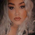 Amanda Sadek's Instagram, Twitter & Facebook