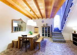 Furniture of the factory hurtado has a unique ability to fit into any interior and diverse styles. 60 Spanish Style Dining Room Ideas Photos Home Stratosphere