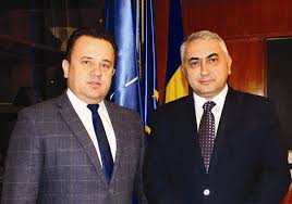 Acesta intentioneaza sa reformeze intreaga programa scolara si sa realizeze o noua clasificare a universitatilor. Un Nou Ministru Al EducaÅ£iei Si Cateva IntrebÄƒri EsenÅ£iale