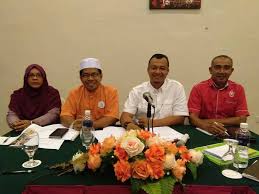 Daha sonra 13 aralık'ta parti pakatan harapan ile seçim anlaşması yaptı ve son olarak 14 mart 2017'de bersatu, üye parti olarak. Tahniah Pakatan Harapan Rompin Amanah Negeri Pahang Facebook