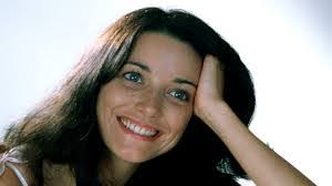 Karen Day's Instagram, Twitter & Facebook