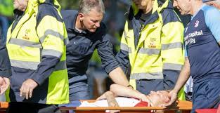 L l l d d. Heracles Schrikt Van Blessure Emmen Huurling Een Vriend Van Onze Spelers Voetbalprimeur Nl