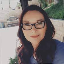 Jennifer Fawley's Instagram, Twitter & Facebook