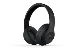 Lange zeit habe ich mir überlegt die beats zu kaufen. Beats Studio3 Over Ear Bluetooth Kopfhorer Mit Noise Cancelling Apple W1 Chip Bluetooth Der Klasse 1 Aktives Noise Cancelling 22 Stunden Wiedergabe Matt Schwarz Amazon De Elektronik Foto