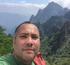 DANIEL J. MINDIOLA Professor (w/tenure), Department of Chemistry,  University of Pennsylvania Email: mindiola@sas.upenn.edu Phon