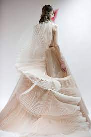Pleats Thank You Pleats Fashion Dior Wedding Dresses Dior Dress