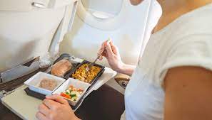 Portare cibo nel bagaglio da stiva. I Cibi Che Non Dovresti Mai Mangiare A Bordo Di Un Aereo Siviaggia