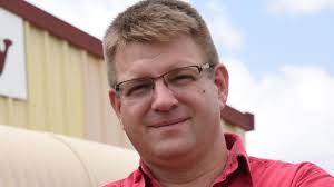 Vet Nathan Keith Henry Hitchcock cleared over treatment of ill dog