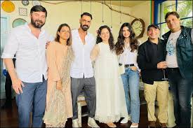 Kangana Ranaut Parties With Arjun Rampal Gabriella Demetriades And Dhaakad Team Netizens React Ibtimes India The model took to instagram to share the first picture of their newborn. arjun rampal gabriella demetriades