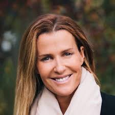 Contact India Hicks