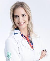 Dra. Karla Dias Gonçalves de Araujo opiniões