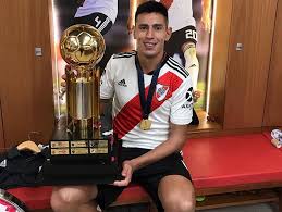 A real barbershop with real barbers. Angileri Conquisto La Recopa Con River