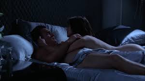 NipTuck s05e01 (2007) Daphne Zuniga nude