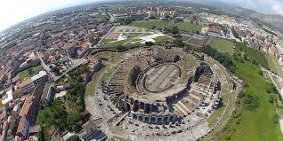 Esso si trova nei pressi dell'anfiteatro campano e del museo archeologico dell'.antica #capua. S Maria C V Anfiteatro Campano Interrogazione Della Sgambato Al Ministro Dei Beni Culturali Sullo Stato Di Degrado In Cui Versa Il Sito Archeologico Matese News