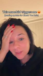 Mom is not a fan #mom #romance #romancenovel #book #bookreader #funny