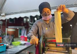 Most of the stalls selling these special. Smashed Cuttlefish And The Flavours Of Ramadan In Sarawak Malaysianow