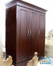 Guarda Roupa Panosundaki Pin