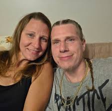 What are ideas for pool railings