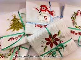 Beige christmas embroidered 72 round fabric embroidery tablecloth 8 napkins 00. Christmas Flavor Christmas Story Napkins 40 40 U0421 U041c Gift For Christmas Cloth Embroidered Dinner Napkin Embroidered Christmas Tablecloth Linens Home Living Vadel Com