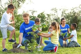5 Benefits of Volunteering at Your Children's School According to FACTS -  FACTS Management