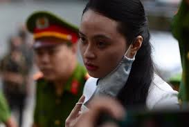 Vì yêu mà đến với ông trùm văn kính dương. Trum Ma Tuy VÄƒn Kinh DÆ°Æ¡ng Va NgÆ°á»i Tinh Hot Girl Ngá»c Miu Háº§u Toa