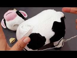 5 Sutas Amigurumi Inek Boyun Dikme Ve Kuyruk Yapilisi Youtube 2020 Tig Isleri Doldurulmus Oyuncaklar Orgu