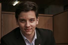 From a bra to a booth: learn the story of Eva, the device that detects  breast cancer early