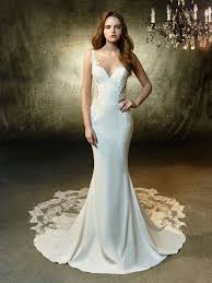 Laramie Front Collection Name 2019 Enzoani Wedding Dresses Occasion Dresses Wedding Wedding Dress Fishtail