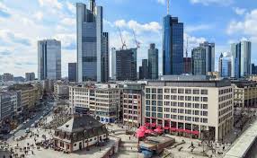 Die erfolgsbilanz des rückversicherers sei langfristig. Dz Privatbank Beruft Niederlassungsleiter Hannover