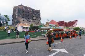 Kebun binatabg banyuwangi / rek, kebun binatang surabaya. Rekomendasi 4 Kebun Binatang Di Jawa Timur Salah Satunya Terbaik Di Asia Kumparan Com