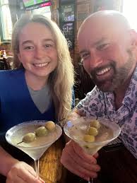 Celebrating 🎂 the wonderful, kind, talented and oh so charming Don Ackerman  with the gang 🌈all here! HAPPY BiRTHDAY DONNY! #friendsforever  #happybirthdaytoyou #chicago #flightattendantlife