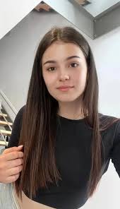 I can't raise the boldness to tell you how much I worship you,😍💞 so I  guess I'll just keep it to myself.❤️ Respectfull comment for you 💓😍  waiting for your reply