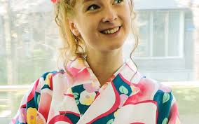 Scarlett Young's Instagram, Twitter & Facebook